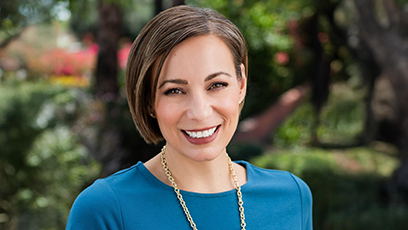 A headshot of Julie Dunnigan.