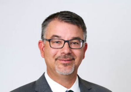 Image of Dr. Eric Leshinskie