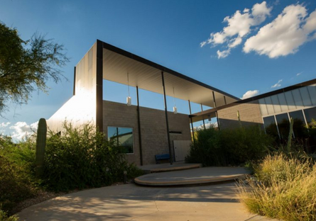 Exterior image of a Scottsdale Community College building