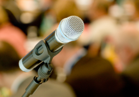 An image of a microphone